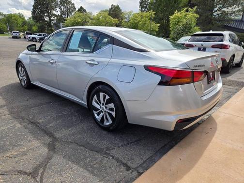 Brilliant Silver Metallic 2024 Nissan Altima S FWD