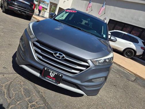 Coliseum Gray 2017 Hyundai TUCSON Sport