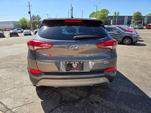 Coliseum Gray 2017 Hyundai TUCSON Sport