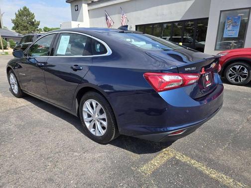 2021 Chevrolet Malibu FWD LT