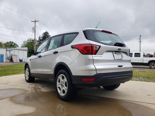 2019 Ford Escape S