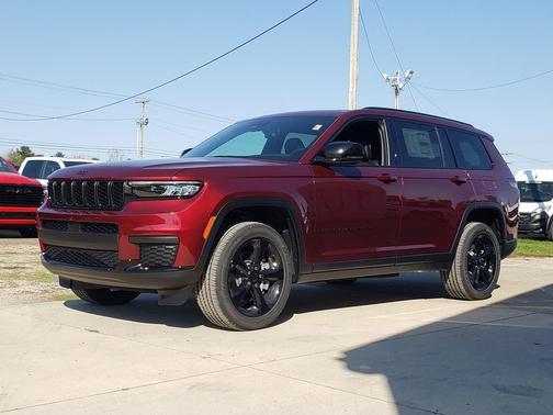 2025 Jeep Grand Cherokee L Laredo