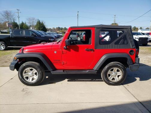 2017 Jeep Wrangler Sport