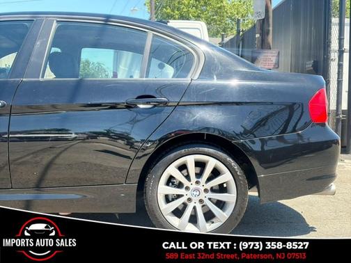 Black 2011 BMW 328 i xDrive