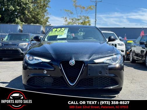 Black 2019 Alfa Romeo Giulia Base