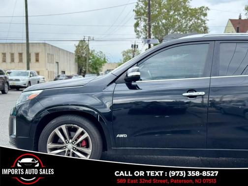 Black 2014 Kia Sorento SX