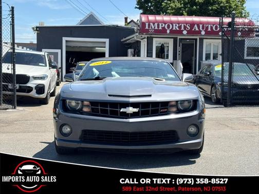 Gray 2011 Chevrolet Camaro 2SS
