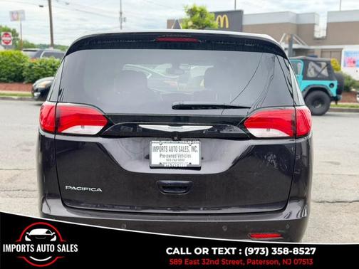 Red 2017 Chrysler Pacifica Touring