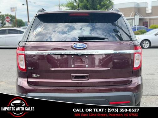Red 2011 Ford Explorer XLT