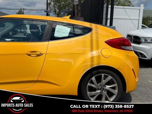 26.2 Yellow 2017 Hyundai Veloster Base