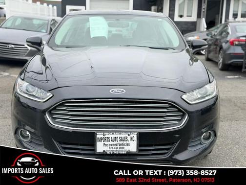 Black 2016 Ford Fusion SE
