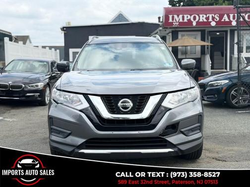 Gun Metallic 2019 Nissan Rogue SV