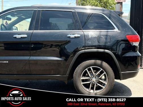 Black 2018 Jeep Grand Cherokee Limited