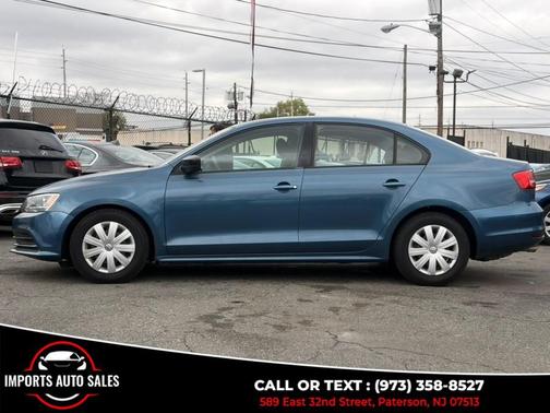Blue 2015 Volkswagen Jetta Man S