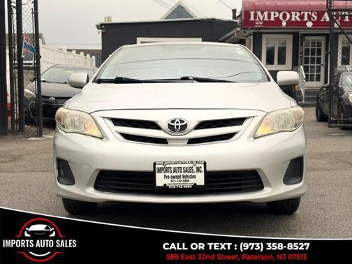 Silver 2013 Toyota Corolla LE