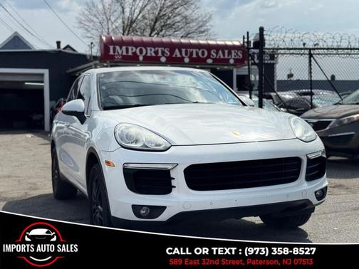 White 2016 Porsche Cayenne Base
