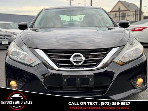 Black 2016 Nissan Altima 2.5 SV