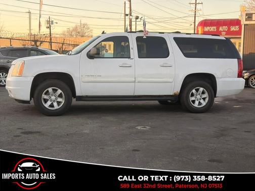 White 2007 GMC Yukon XL 1500 SLE