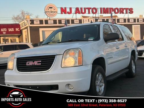 White 2007 GMC Yukon XL 1500 SLE