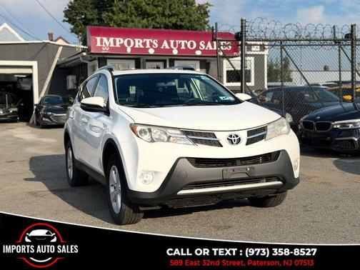 White 2013 Toyota RAV4 XLE