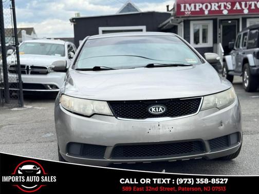 Gray 2010 Kia Forte EX