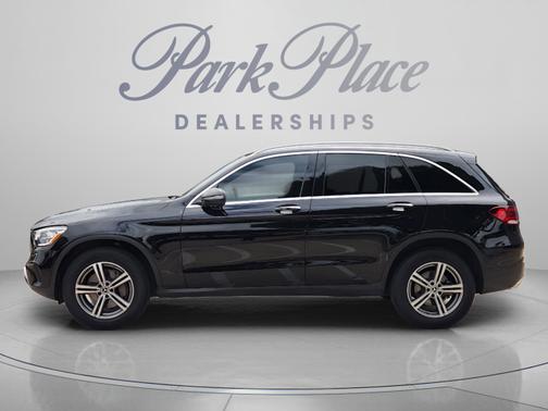 Black 2020 Mercedes-Benz GLC 300 Base