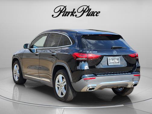 2023 Mercedes-Benz GLA 250 