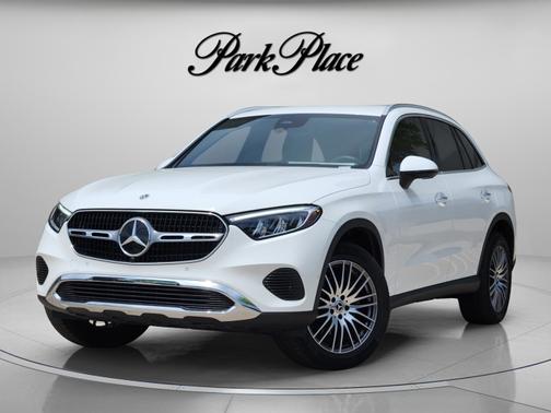 Polar White 2025 Mercedes-Benz GLC 300 4MATIC