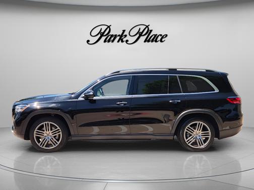 Obsidian Black Metallic 2025 Mercedes-Benz GLS 450 4MATIC