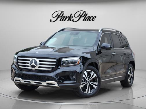 Night Black 2025 Mercedes-Benz GLB 250
