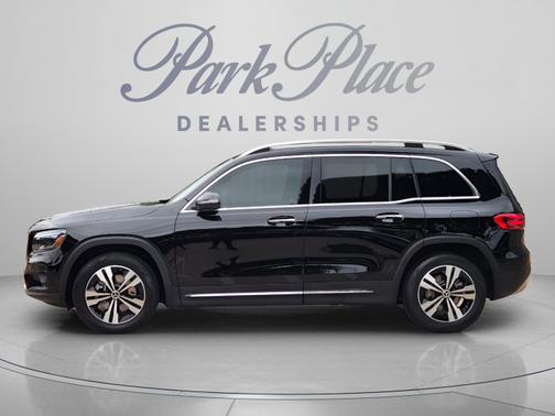 Night Black 2025 Mercedes-Benz GLB 250 Base