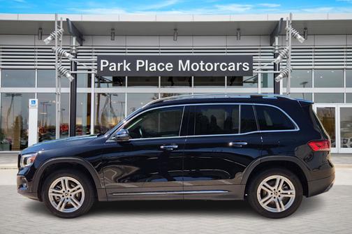 2023 Mercedes-Benz GLB 250