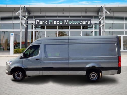2024 Mercedes-Benz Sprinter 3500 