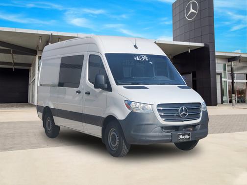 2024 Mercedes-Benz Sprinter 2500 