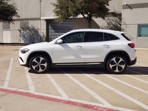 2025 Mercedes-Benz GLA 250 