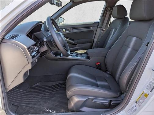 Platinum White Pearl 2026 Honda Civic Sport