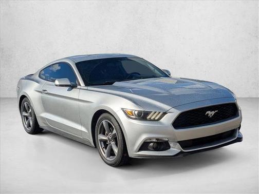 2015 Ford Mustang V6