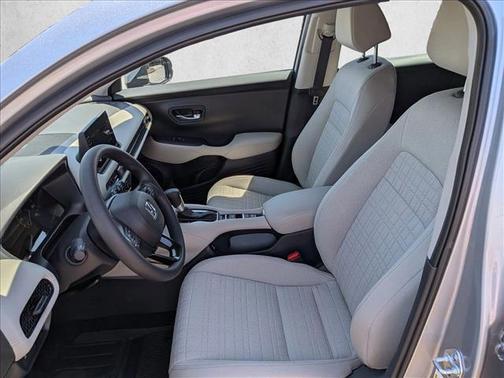 Solar Silver Metallic 2027 Honda HR-V LX
