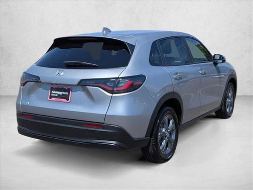 Solar Silver Metallic 2027 Honda HR-V LX