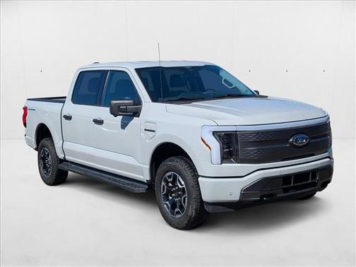 2023 Ford F-150 Lightning XLT