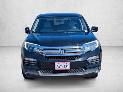 White 2017 Honda Pilot EX-L
