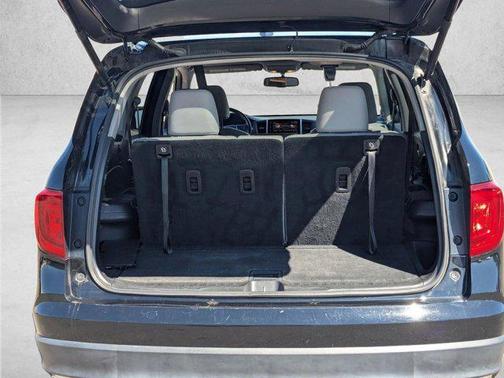 White 2017 Honda Pilot EX-L