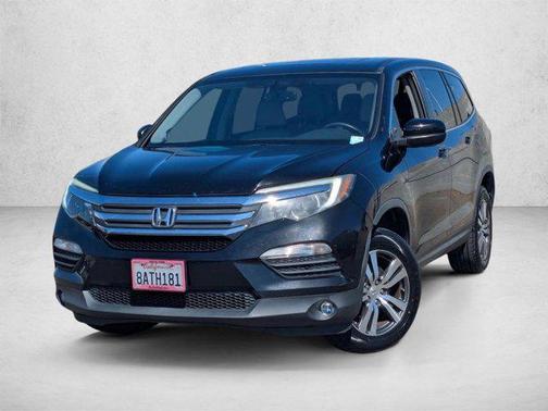 White 2017 Honda Pilot EX-L