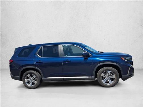 Obsidian Blue Pearl 2024 Honda Pilot EX-L 7 Passenger