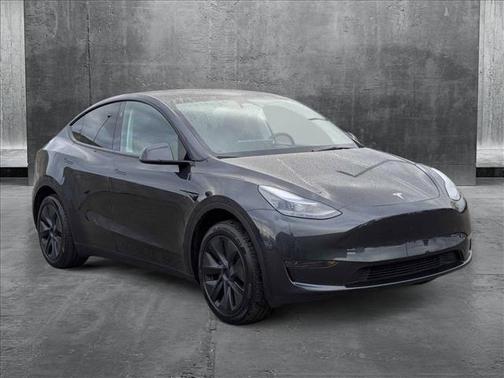 2024 Tesla Model Y RWD *Ltd Avail*