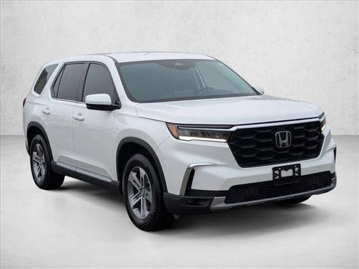 2023 Honda Pilot AWD EX-L 8 Passenger