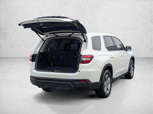 2023 Honda Pilot AWD EX-L 8 Passenger