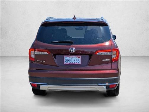 Deep Scarlet Pearl 2019 Honda Pilot Touring 8-Passenger