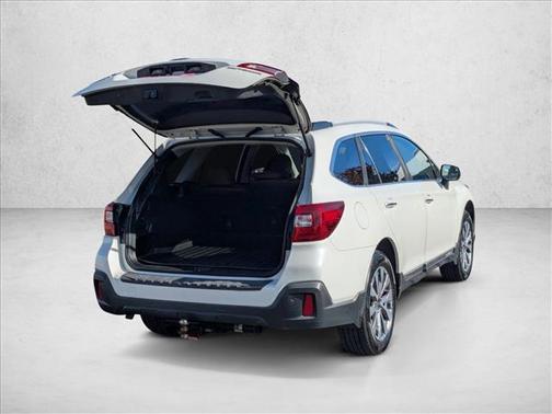 2019 Subaru Outback 2.5i Touring