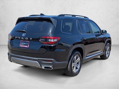 Crystal Black Pearl 2026 Honda Pilot EX-L